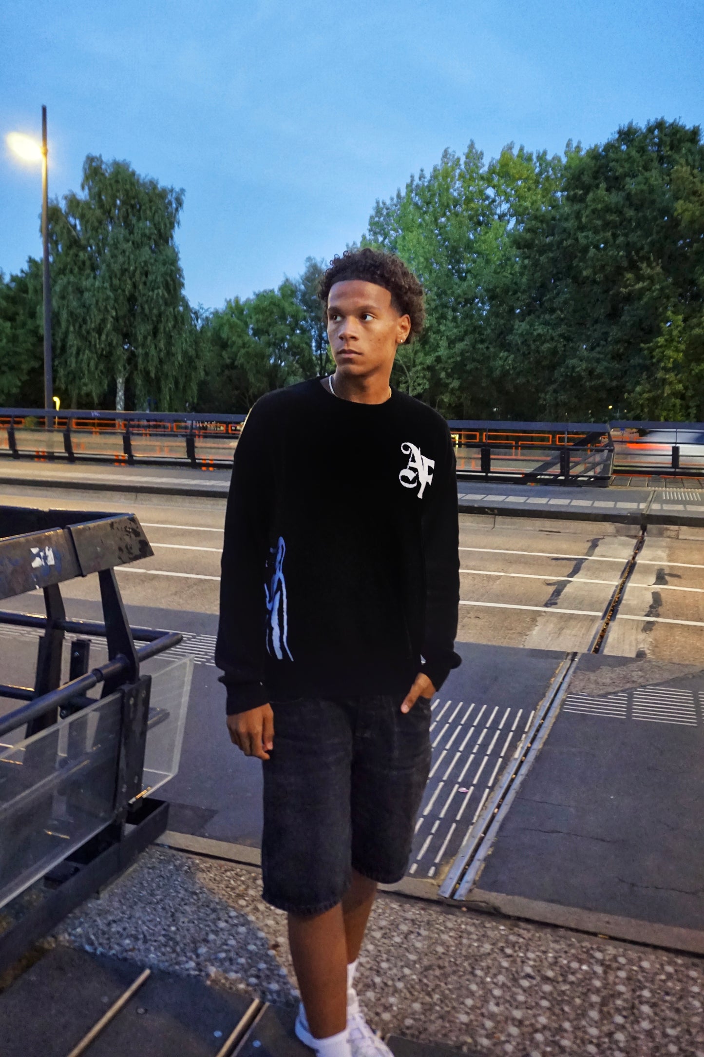 AFFLUENTE KNIT BLACK