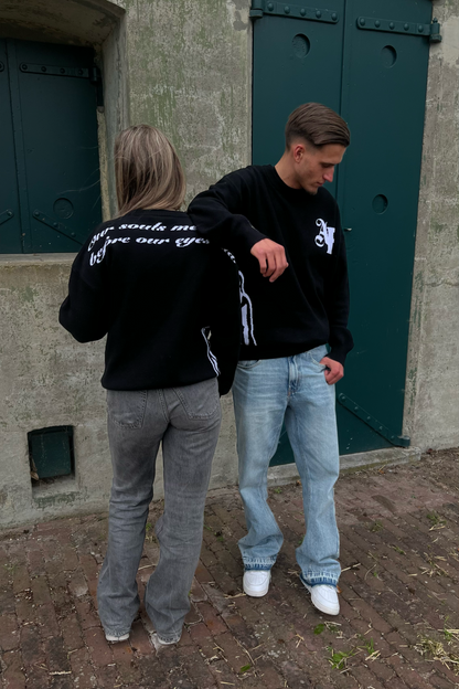 𝗘𝗠𝗕𝗥𝗔𝗖𝗘 𝗦𝗪𝗘𝗔𝗧𝗘𝗥